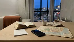 A geração ponte dos anos 90: o que ganhámos antes do online — e porque isso ainda conta